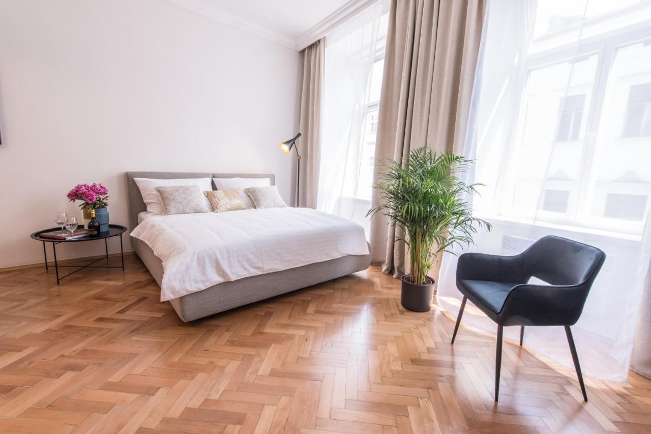 New Design Apt - Central Location Wenceslas Square Prague Exterior photo